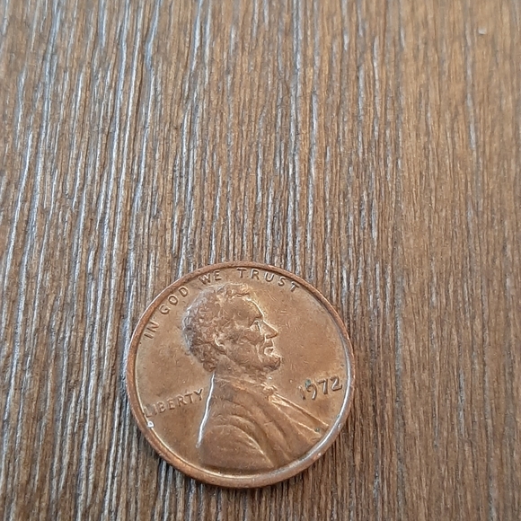 Money - Picture 1 of 7